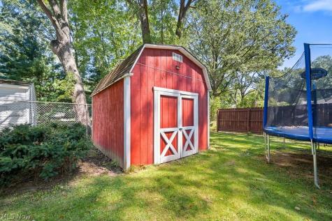 3761 Santom Road N Stow OH 44224