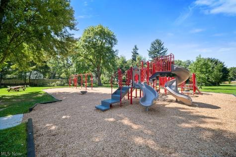 3761 Santom Road N Stow OH 44224