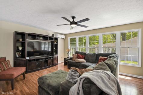 32207 Lake Road Avon Lake OH 44012