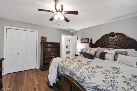 32207 Lake Road Avon Lake OH 44012