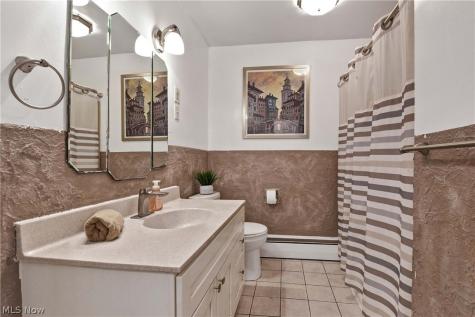 32207 Lake Road Avon Lake OH 44012