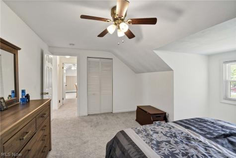 32207 Lake Road Avon Lake OH 44012