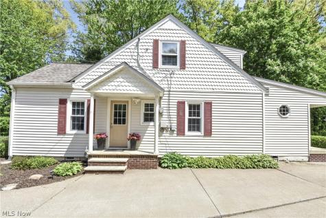32207 Lake Road Avon Lake OH 44012