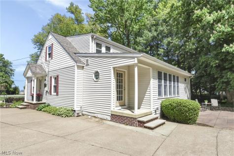 32207 Lake Road Avon Lake OH 44012