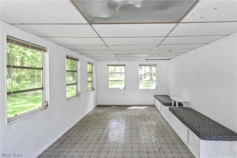 32207 Lake Road Avon Lake OH 44012