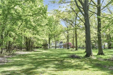 32207 Lake Road Avon Lake OH 44012
