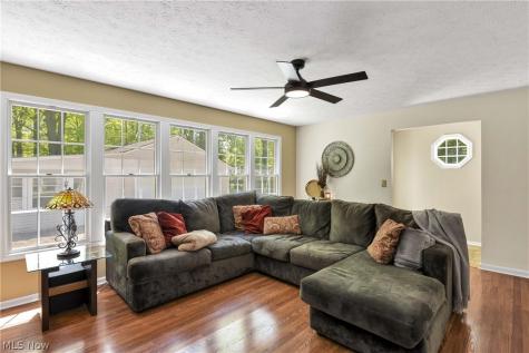 32207 Lake Road Avon Lake OH 44012