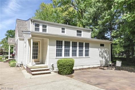 32207 Lake Road Avon Lake OH 44012