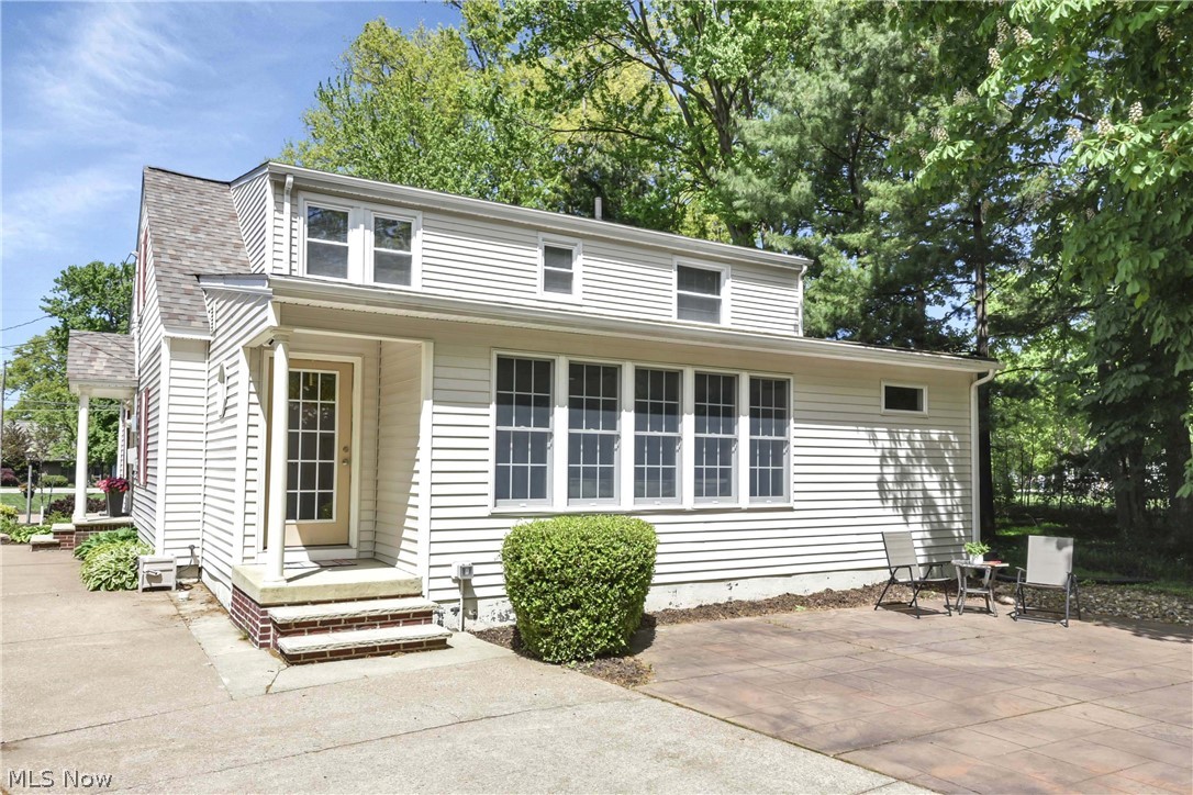 32207 Lake Road Avon Lake OH 44012