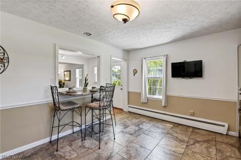 32207 Lake Road Avon Lake OH 44012