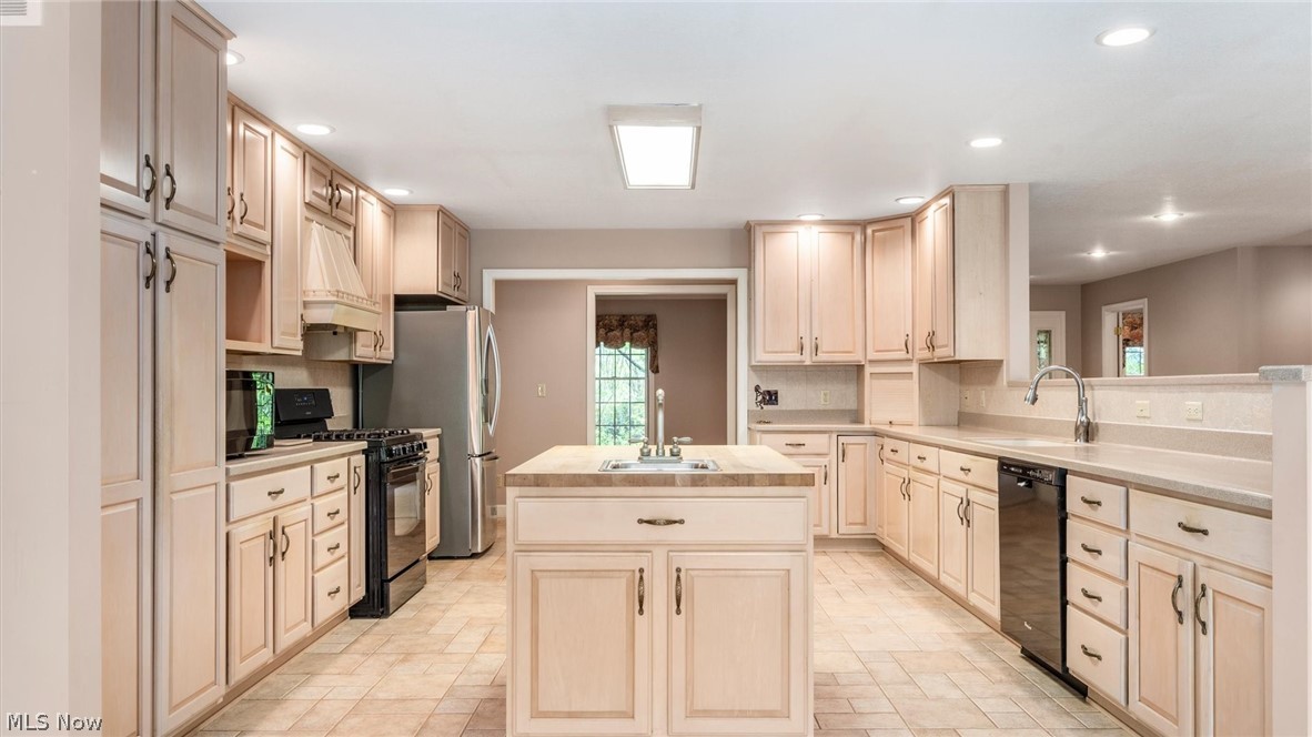 2945 Ash Meadows Boulevard Zanesville OH 43701