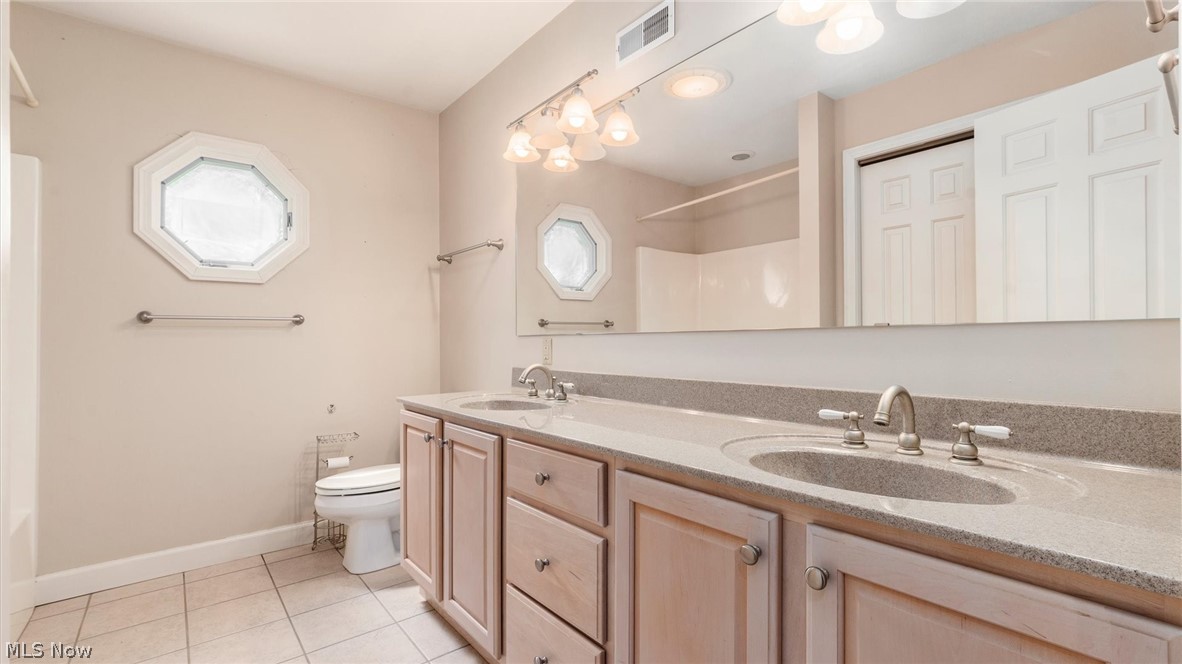 2945 Ash Meadows Boulevard Zanesville OH 43701