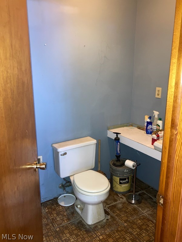 1906 E High Avenue New Philadelphia OH 44663