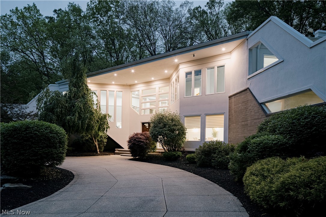 25 River Mountain Drive Moreland Hills OH 44022