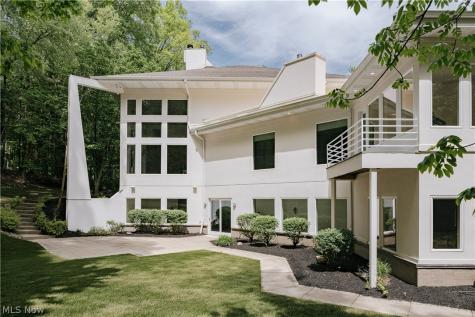 25 River Mountain Drive Moreland Hills OH 44022