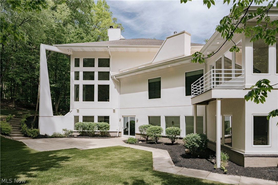 25 River Mountain Drive Moreland Hills OH 44022