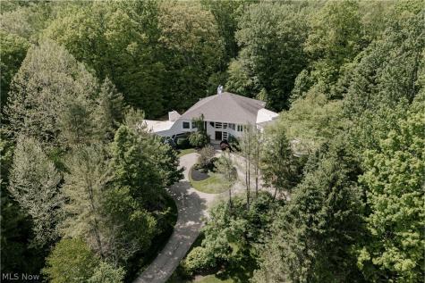 25 River Mountain Drive Moreland Hills OH 44022