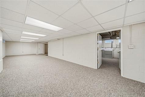 6375 Ashdale Road Mayfield Heights OH 44124
