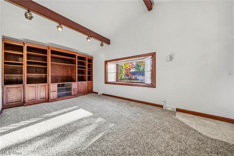 6375 Ashdale Road Mayfield Heights OH 44124