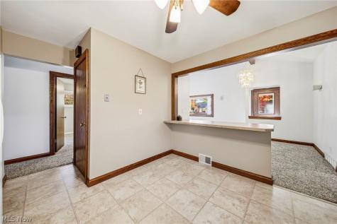 6375 Ashdale Road Mayfield Heights OH 44124