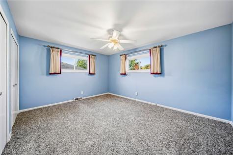 6375 Ashdale Road Mayfield Heights OH 44124