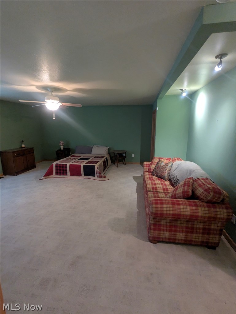 18395 Leatherwood Road Salesville OH 43778
