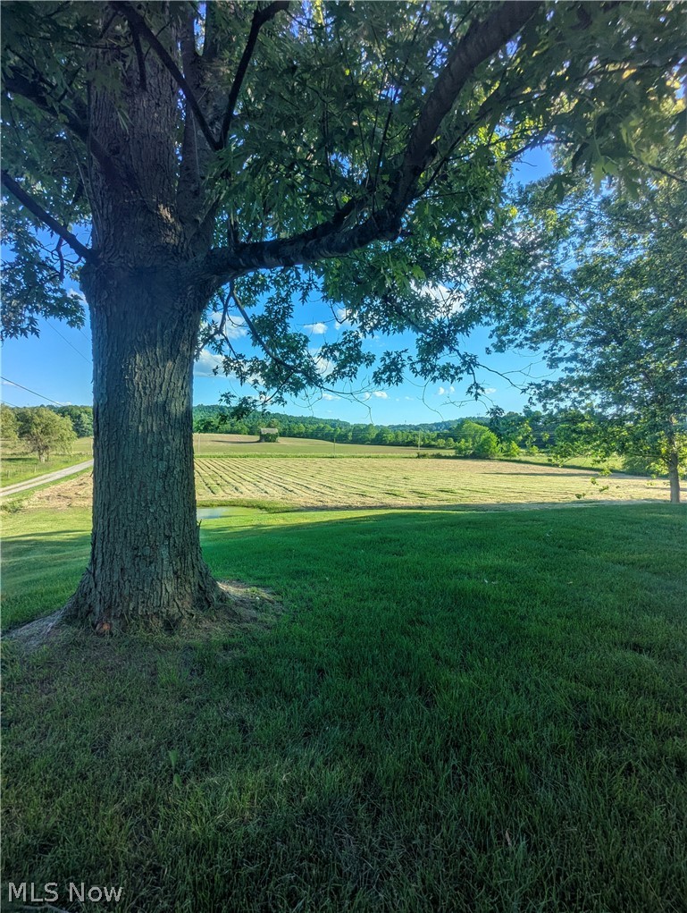 18395 Leatherwood Road Salesville OH 43778
