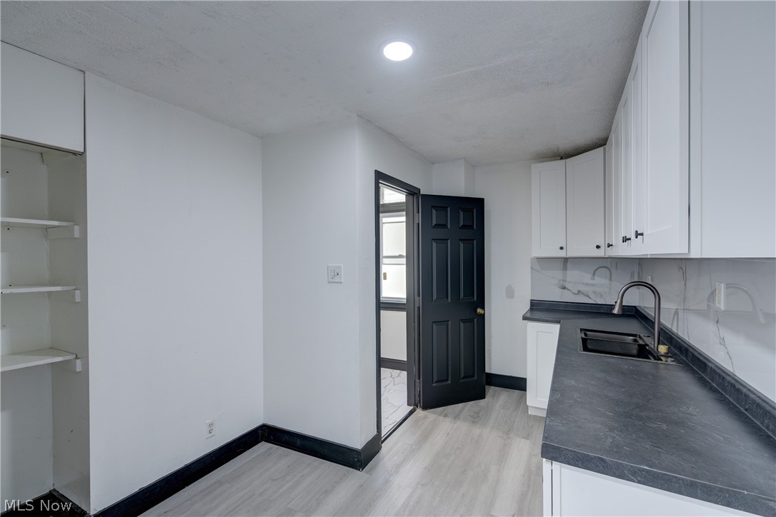 2718 Roanoke Avenue Cleveland OH 44109