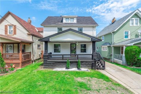 2718 Roanoke Avenue Cleveland OH 44109