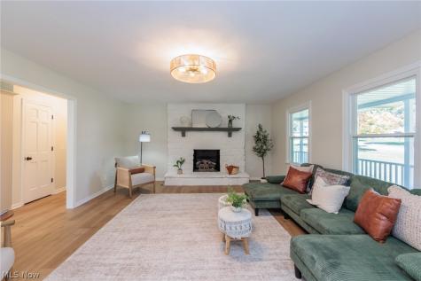 783 Thelma Drive Wadsworth OH 44281