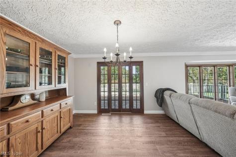 3055 Townsend Street NW Uniontown OH 44685