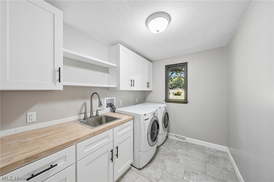 3055 Townsend Street NW Uniontown OH 44685