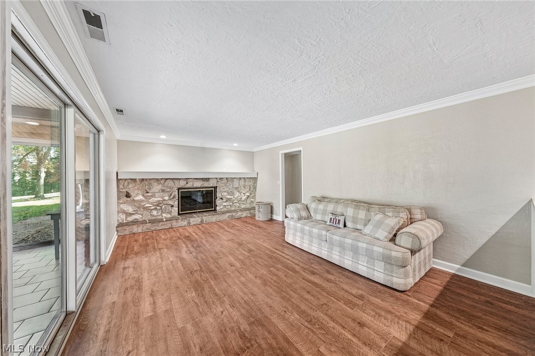 3055 Townsend Street NW Uniontown OH 44685