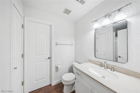 3055 Townsend Street NW Uniontown OH 44685