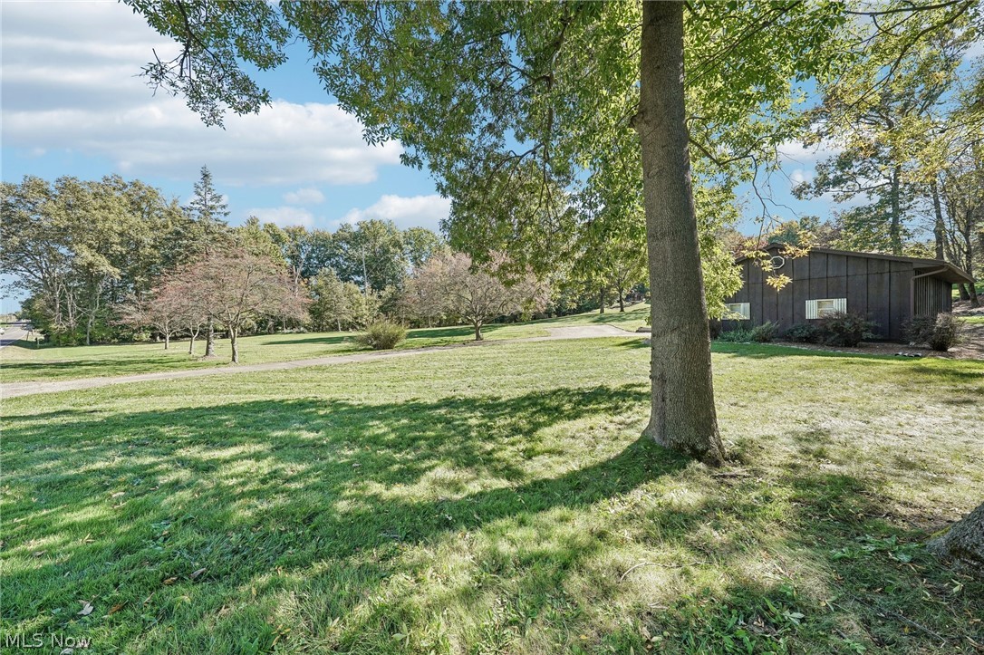 3055 Townsend Street NW Uniontown OH 44685