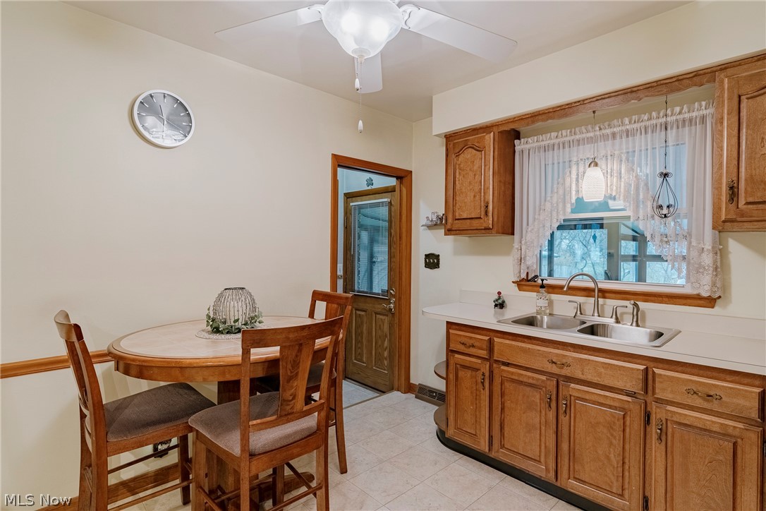 23 Thames Avenue Bedford OH 44146