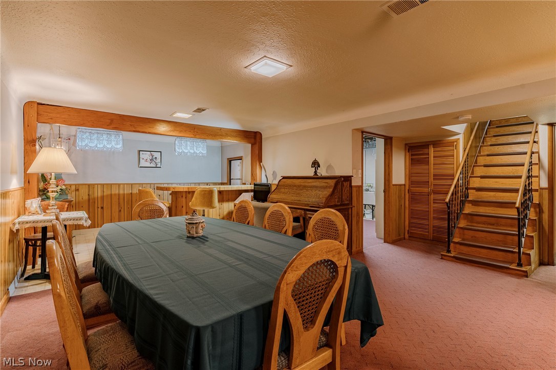 23 Thames Avenue Bedford OH 44146