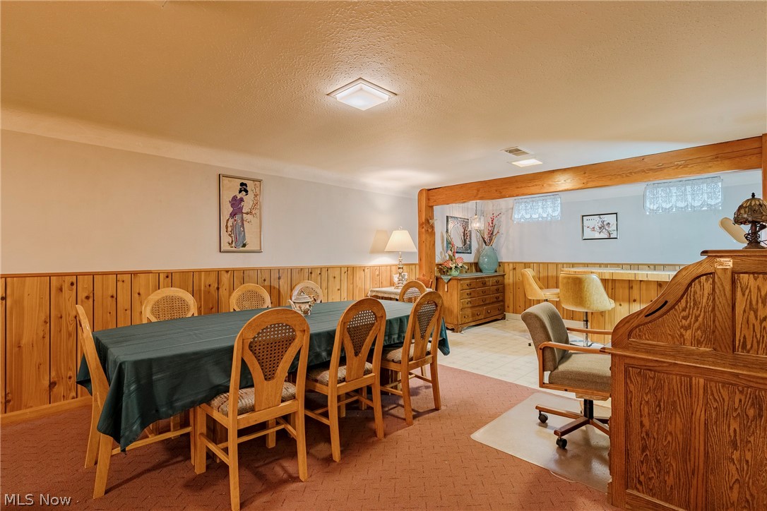 23 Thames Avenue Bedford OH 44146