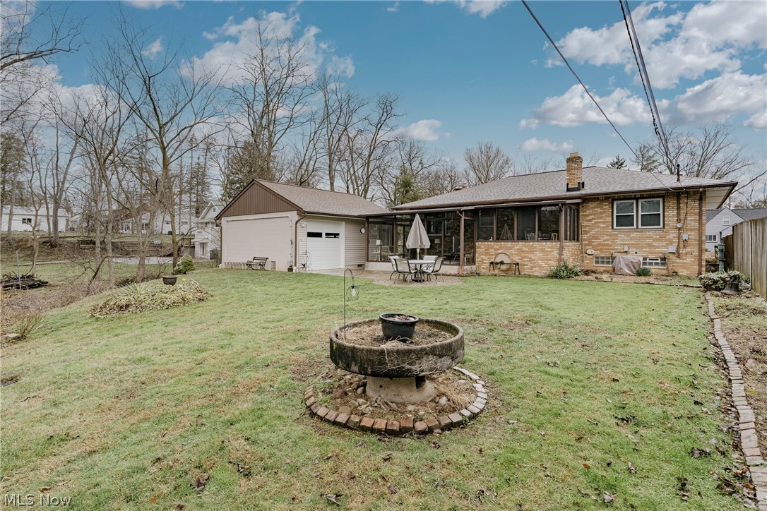 23 Thames Avenue Bedford OH 44146