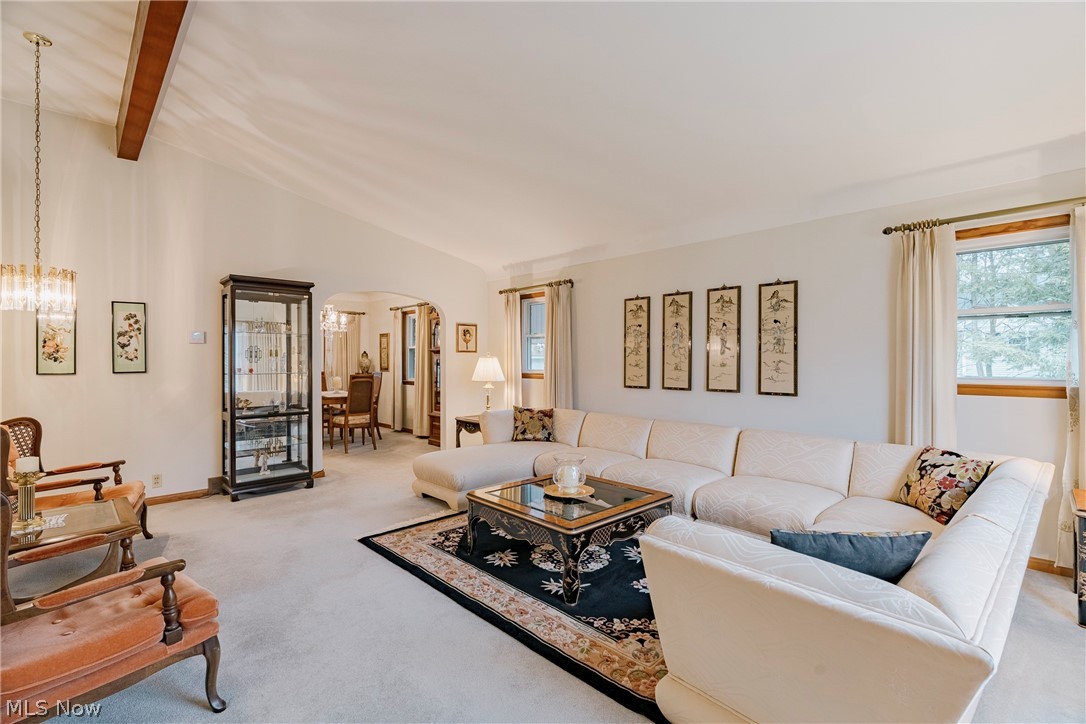 23 Thames Avenue Bedford OH 44146