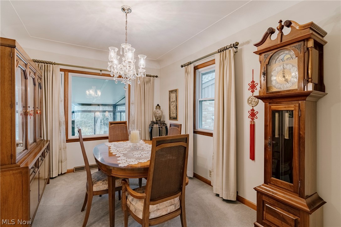 23 Thames Avenue Bedford OH 44146