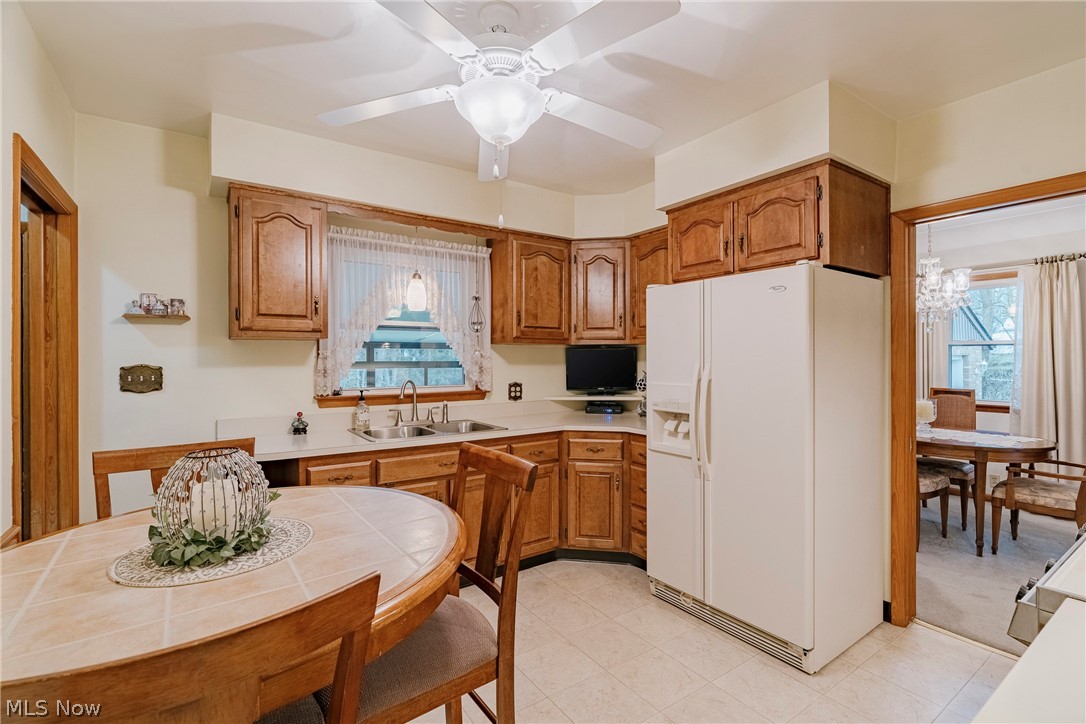 23 Thames Avenue Bedford OH 44146