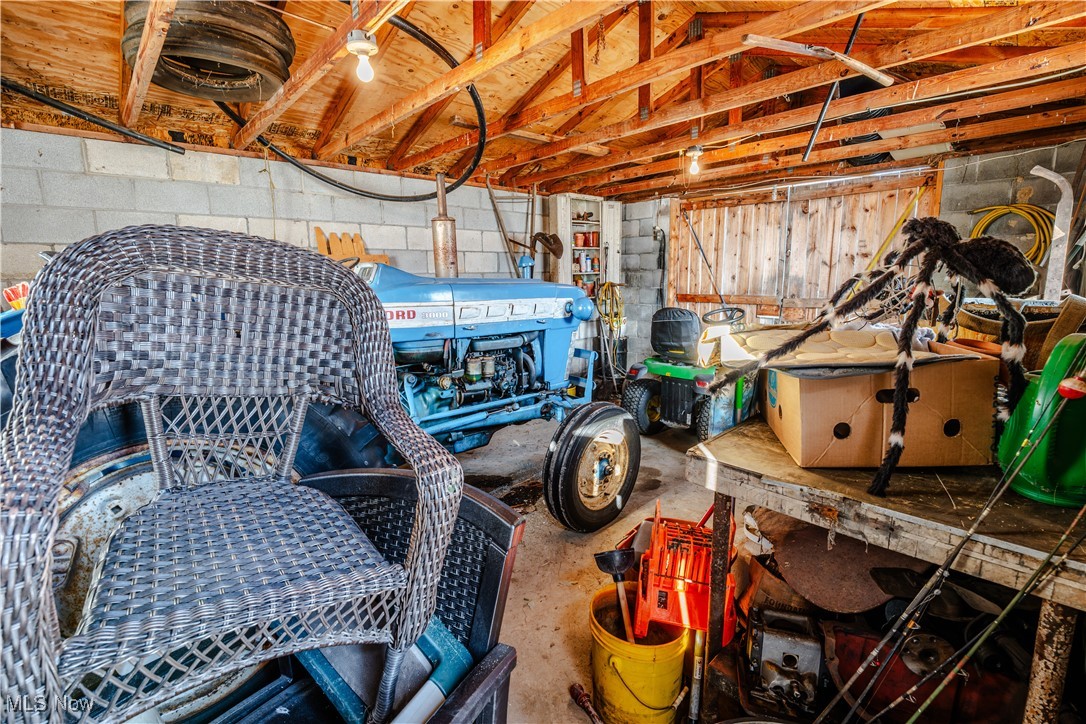 4829 Frys Valley Road SW Port Washington OH 43837