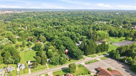 1850 Price Road Youngstown OH 44509