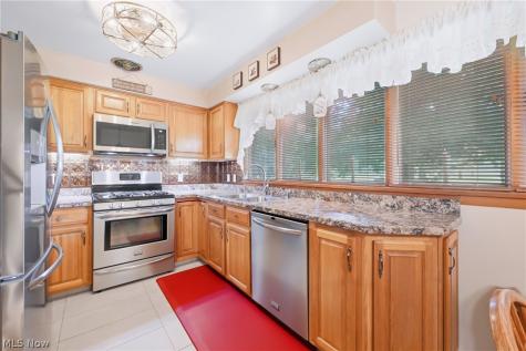 1850 Price Road Youngstown OH 44509