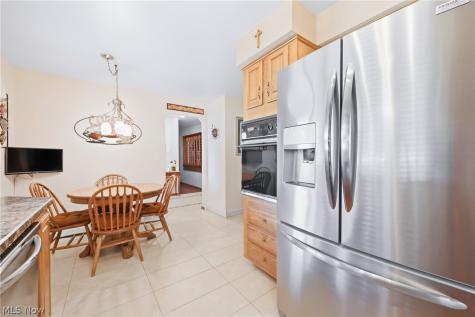 1850 Price Road Youngstown OH 44509