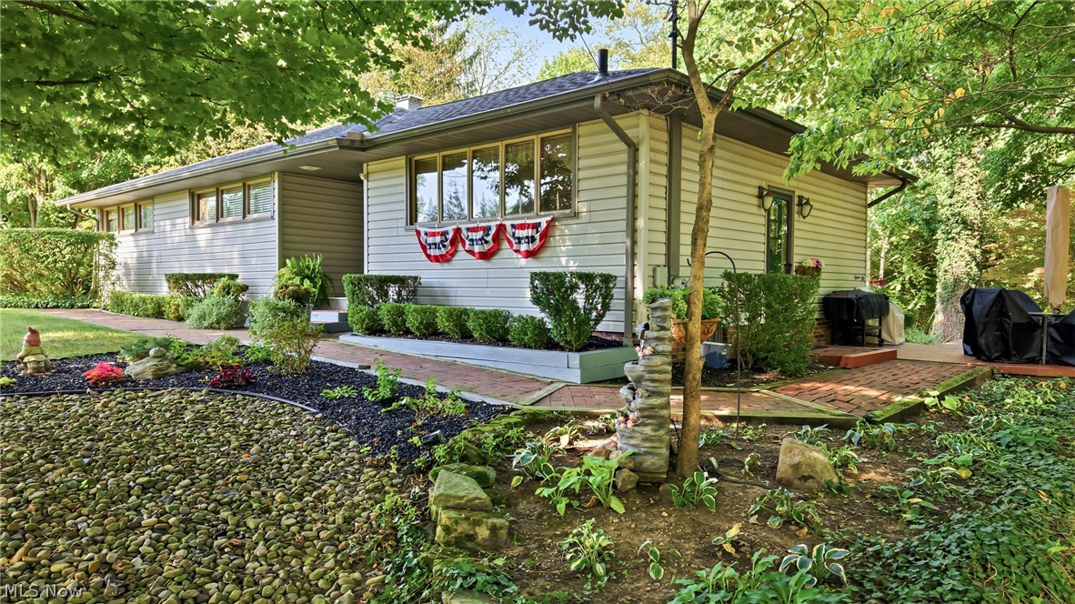 1850 Price Road Youngstown OH 44509