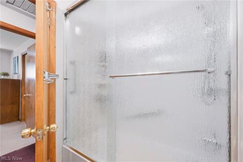 1850 Price Road Youngstown OH 44509