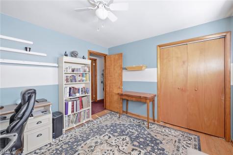 1850 Price Road Youngstown OH 44509