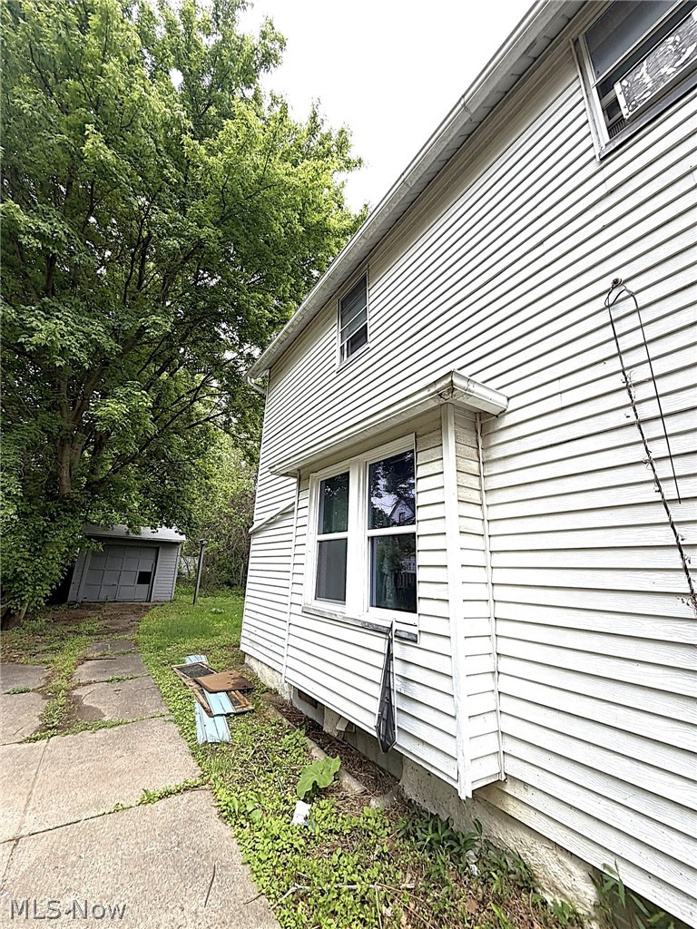 7216 Brinsmade Avenue Cleveland OH 44102